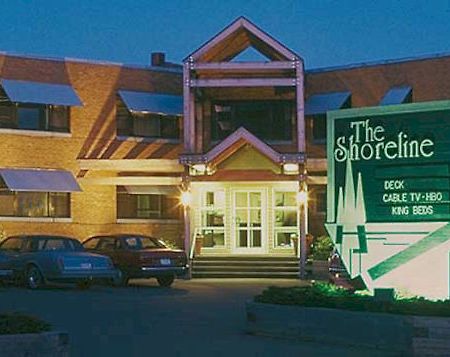 The Shoreline Inn 大马雷 外观 照片